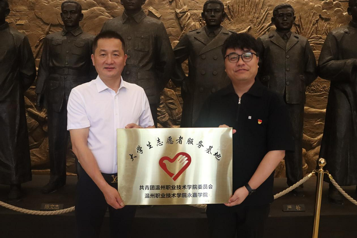 1718325286760049294.png 图片14.png