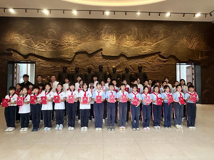 1718325292155055583.png 图片15.png